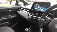 Toyota Yaris Cross 1.5 Hybrid Design 5dr CVT Hybrid Estate